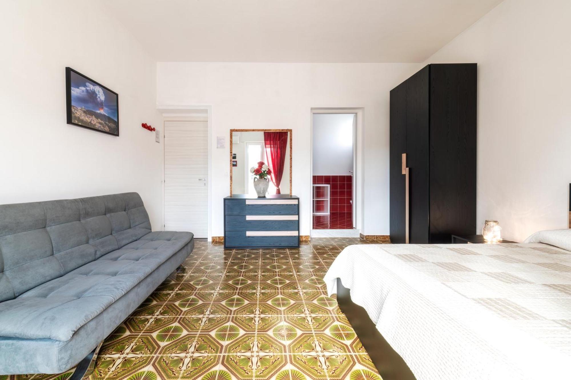 In Riva Al Mare B&B Капо-д'Орландо Экстерьер фото