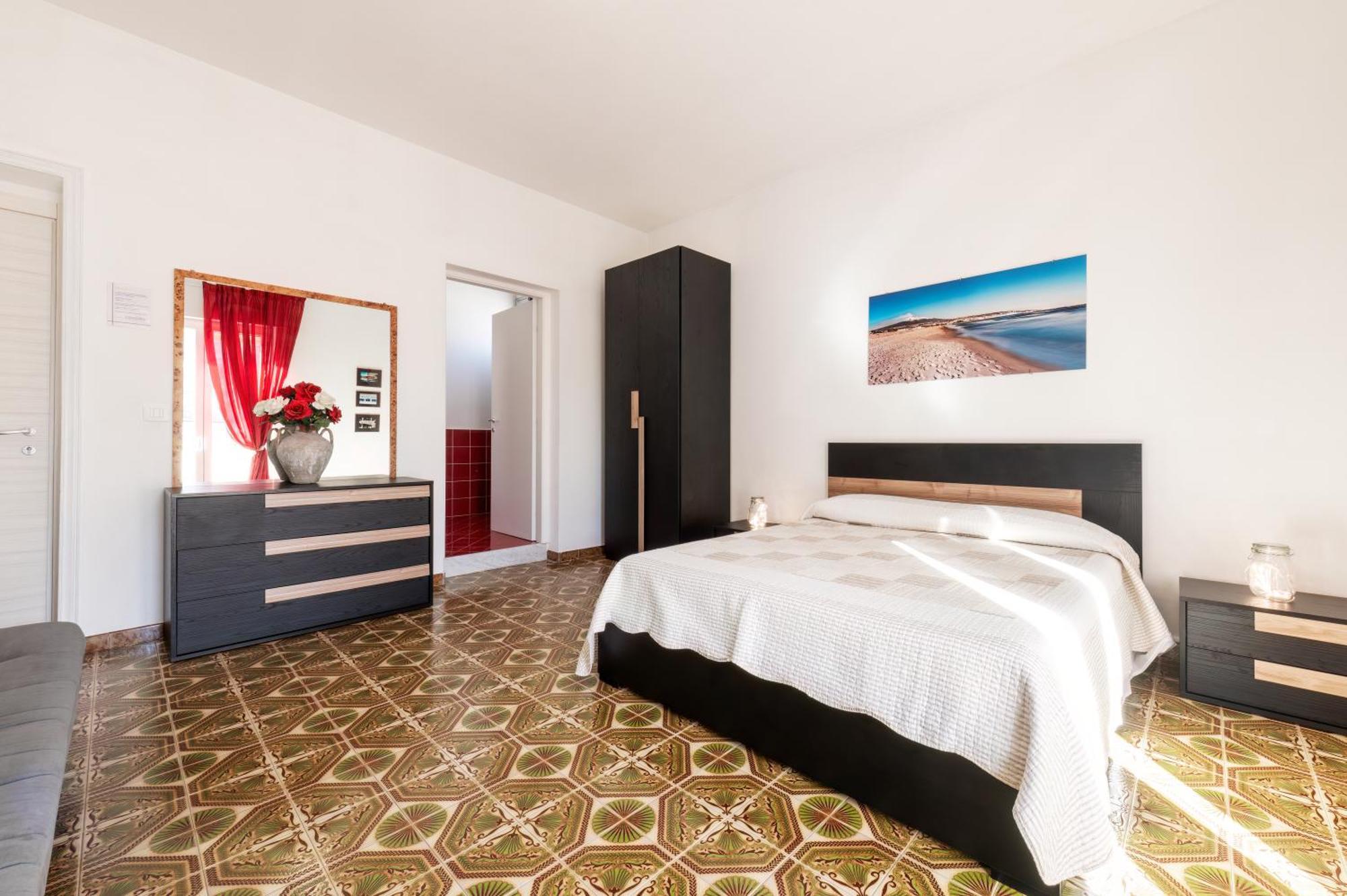 In Riva Al Mare B&B Капо-д'Орландо Экстерьер фото